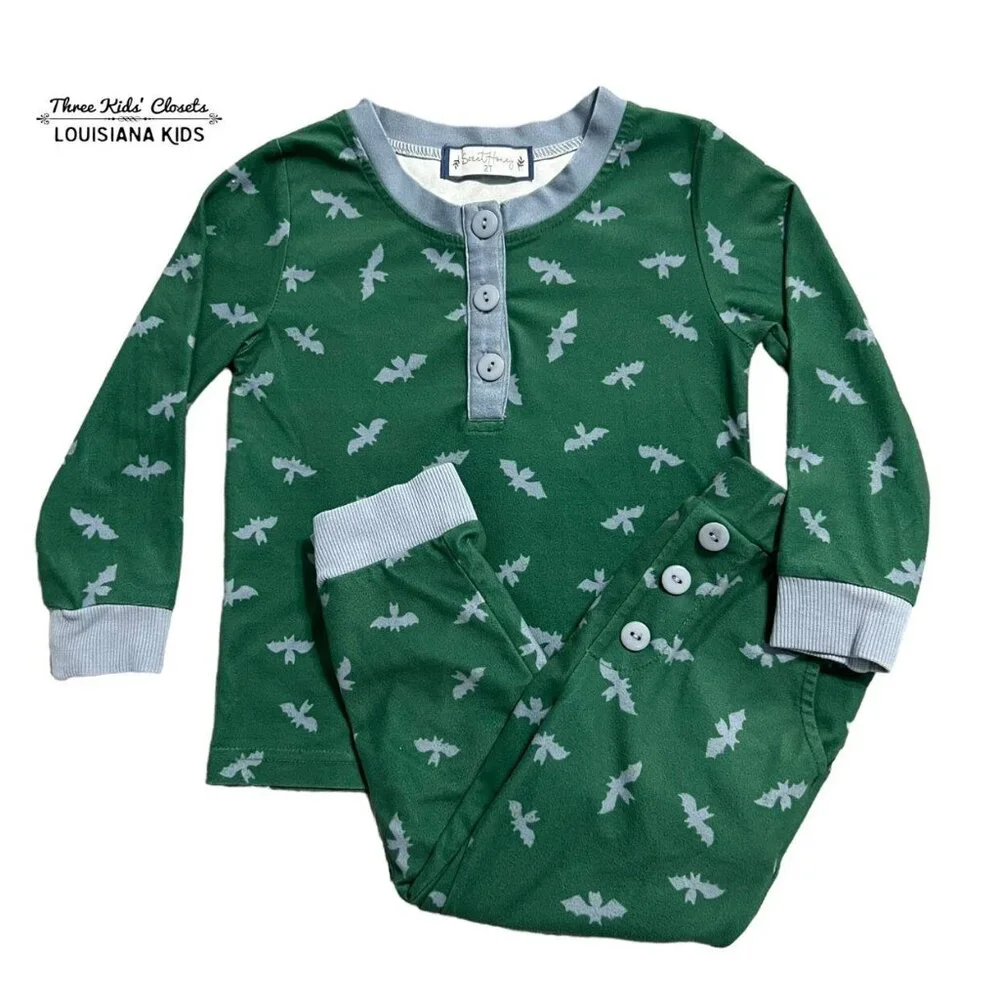 SweetHoney 2T Green & Blue Bat Print Pajamas